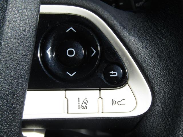 プリウス Ａ　衝突軽減ブレーキ・ドラレコ・純正ナビ・フルセグ・Ｂｌｕｅｔｏｏｔｈ・Ｂカメラ・パーキングアイスト・ＨＵＤ・ＬＥＤヘッドライト・フォグ・クルコン・ＥＴＣ・コーナーセンサー・ＢＳＭ・スマートキー・４ＷＤ（22枚目）
