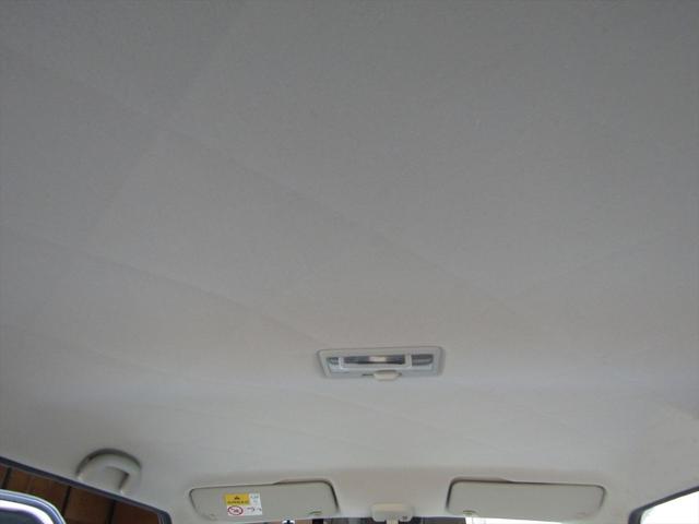 格子柄の天井の画像になります！！