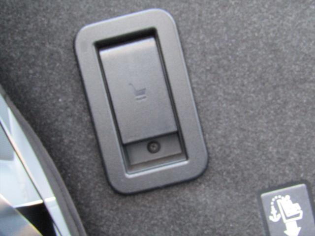 タント Ｌ　衝突被害軽減ブレーキ・両側スライドドア・スマートキー・コーナーセンサー・レーンアシスト・フルフラットシート・ウォークスルー・ＬＥＤヘッドライト・オートマチックハイビーム（32枚目）