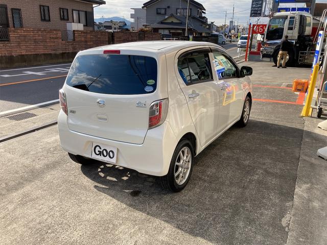X メモリアルエディション ETC ミュージックプレイヤー接続可 CD アイドリングストップ 電動格納ミラー CVT アルミホイール 盗難防止システム 衝突安全ボディ ABS エアコン パワーステアリング(16枚目)