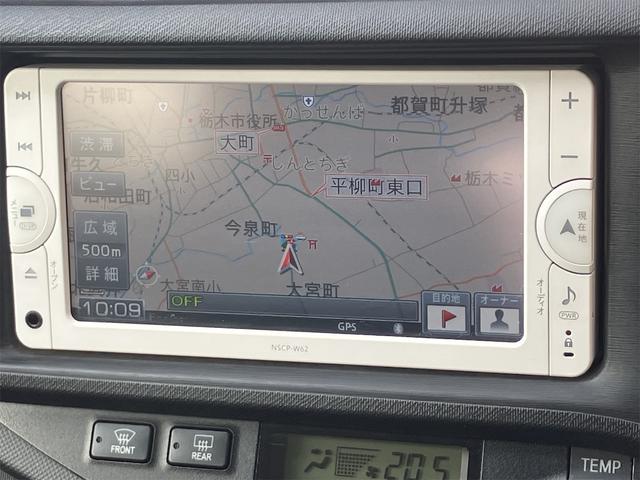 アクア G ETC バックカメラ ナビ TV クリアランスソナー 衝突被害軽減システム アルミホイール キーレスエントリー アイドリングストップ 電動格納ミラー CVT 衝突安全ボディ 記録簿 ABS ESC(4枚目)