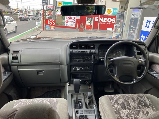 ビッグホーン プレジールII 4WD ETC アルミホイール キーレスエントリー 電動格納ミラー AT ミュージックプレイヤー接続可 ABS エアコン パワーウィンドウ(2枚目)