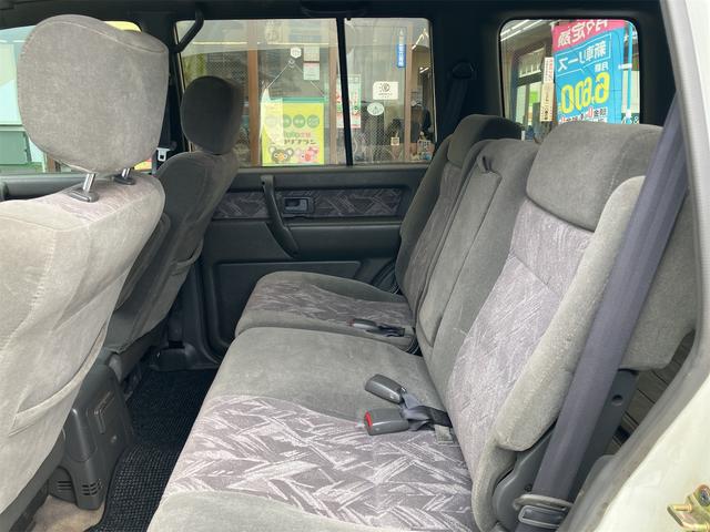 ビッグホーン プレジールII 4WD ETC アルミホイール キーレスエントリー 電動格納ミラー AT ミュージックプレイヤー接続可 ABS エアコン パワーウィンドウ(26枚目)