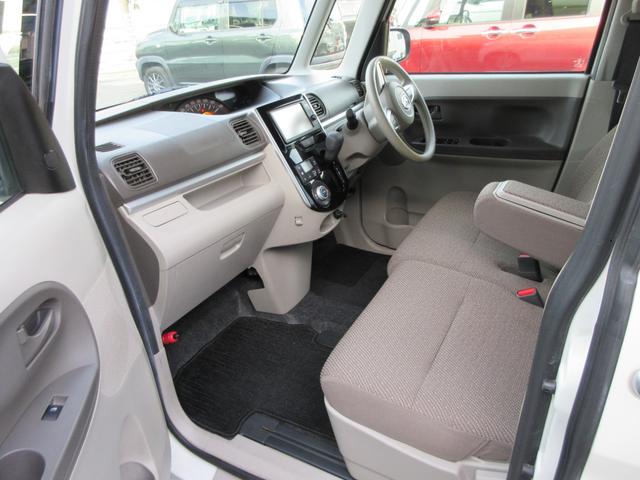 タント Ｘ　ＳＡＩＩ　ナビ　地デジフルセグ　Ｂｌｕｅｔｏｏｔｈ　ＵＳＢ　バックカメラ　ピラーレス　両側スライドドア左電動　アルミホイール　ベンチシート　ブレーキサポート　プッシュスタート　スマートキー　タイミングチェーン（9枚目）