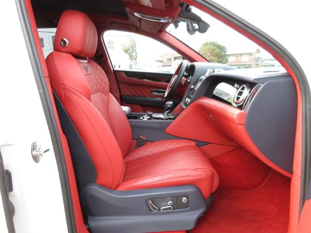 ベンテイガ ベースグレード　マリナードライビングスペック／カーボンフルエアロ／スポイラー／パノラミックサンルーフ／レッドレザー／ダイヤモンドキルティングインテリア／純正ナビ／フルセグ／パノラミックビューモニター／左ハンドル（62枚目）