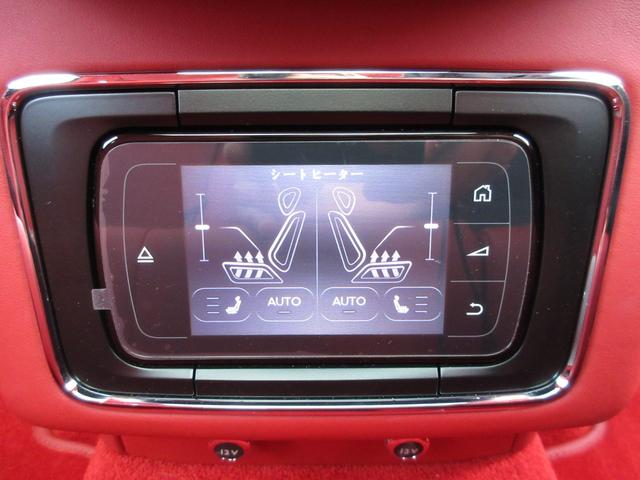 ベンテイガ ベースグレード　マリナードライビングスペック／カーボンフルエアロ／スポイラー／パノラミックサンルーフ／レッドレザー／ダイヤモンドキルティングインテリア／純正ナビ／フルセグ／パノラミックビューモニター／左ハンドル（71枚目）