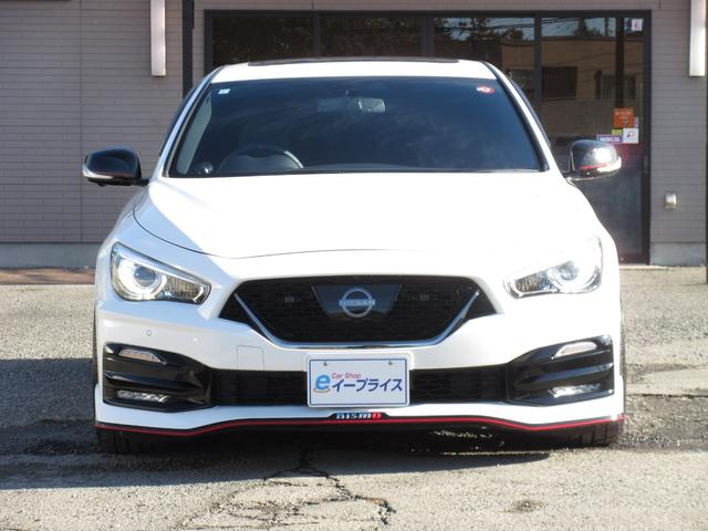 スカイライン ニスモ　ＮＩＳＭＯＬＭＧＴ４アルミ／ＮＩＳＭＯスポーツリセッティング２／ＬＳＤ／ドアインナープロテクター／サンルーフ／ＢＯＳＥサウンド／ＲＳＲダウンサス／柿本マフラー／地デジ／全方位カメラ／本革シート（4枚目）