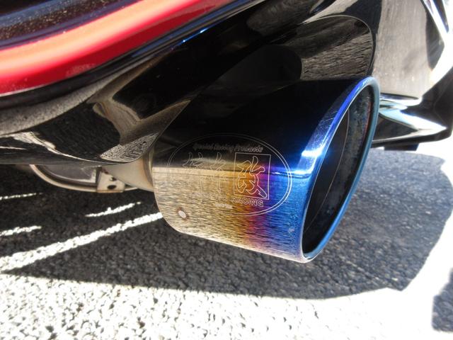 スカイライン ニスモ　ＮＩＳＭＯＬＭＧＴ４アルミ／ＮＩＳＭＯスポーツリセッティング２／ＬＳＤ／ドアインナープロテクター／サンルーフ／ＢＯＳＥサウンド／ＲＳＲダウンサス／柿本マフラー／地デジ／全方位カメラ／本革シート（16枚目）