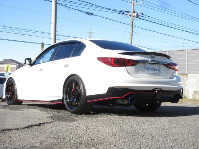 スカイライン ニスモ　ＮＩＳＭＯＬＭＧＴ４アルミ／ＮＩＳＭＯスポーツリセッティング２／ＬＳＤ／ドアインナープロテクター／サンルーフ／ＢＯＳＥサウンド／ＲＳＲダウンサス／柿本マフラー／地デジ／全方位カメラ／本革シート（22枚目）