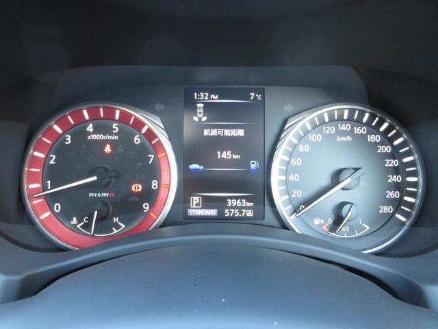 スカイライン ニスモ　ＮＩＳＭＯＬＭＧＴ４アルミ／ＮＩＳＭＯスポーツリセッティング２／ＬＳＤ／ドアインナープロテクター／サンルーフ／ＢＯＳＥサウンド／ＲＳＲダウンサス／柿本マフラー／地デジ／全方位カメラ／本革シート（50枚目）
