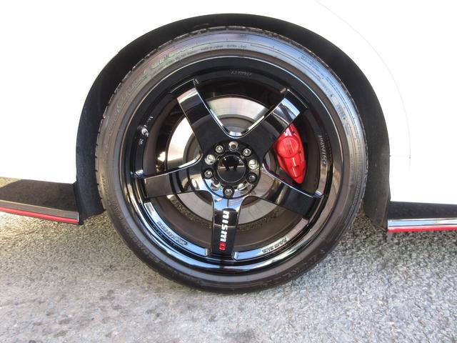 スカイライン ニスモ　ＮＩＳＭＯＬＭＧＴ４アルミ／ＮＩＳＭＯスポーツリセッティング２／ＬＳＤ／ドアインナープロテクター／サンルーフ／ＢＯＳＥサウンド／ＲＳＲダウンサス／柿本マフラー／地デジ／全方位カメラ／本革シート（76枚目）