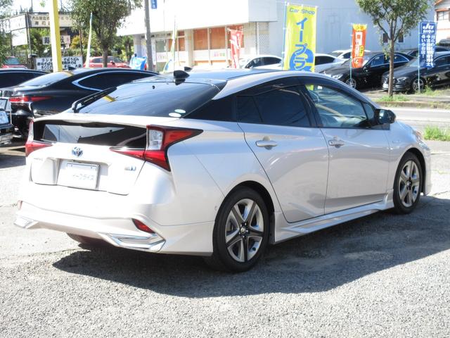 プリウス Ａツーリングセレクション　ユーザー買取車／モデリスタフルエアロ／デジタルインナーミラー／縦型１１．６ｉｎナビ／本革シート／フルセグＴＶ／バックカメラ／前後ドラレコ／ワイヤレス充電／クルーズコントロール／ルーフブラック／ＨＵＤ（8枚目）