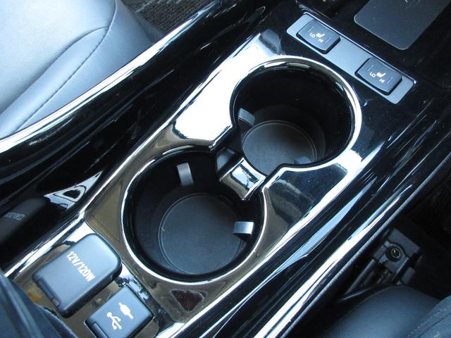 プリウス Ａツーリングセレクション　ユーザー買取車／モデリスタフルエアロ／デジタルインナーミラー／縦型１１．６ｉｎナビ／本革シート／フルセグＴＶ／バックカメラ／前後ドラレコ／ワイヤレス充電／クルーズコントロール／ルーフブラック／ＨＵＤ（55枚目）