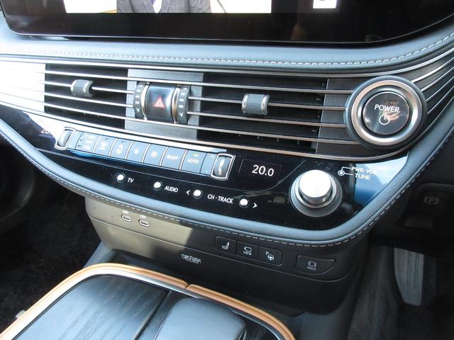 内装ルームクリーニングのみも実施しています！軽自動車は１万円〜普通車は２万円〜ワゴン車は３万円〜になります！ご予算の相談もできるので、ご相談下さい。シートなど全て綺麗にクリーニングいたします！！