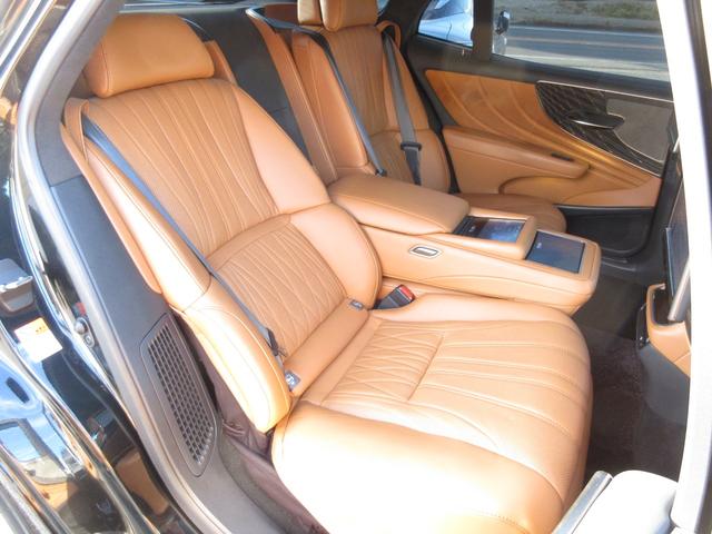 弊社では納車後もご安心していただける保証も取り扱っています！詳細はお電話（ＡＭ１０：００〜ＰＭ７：００）などでお問い合わせください。メールでのお問い合わせは２４時間対応です！