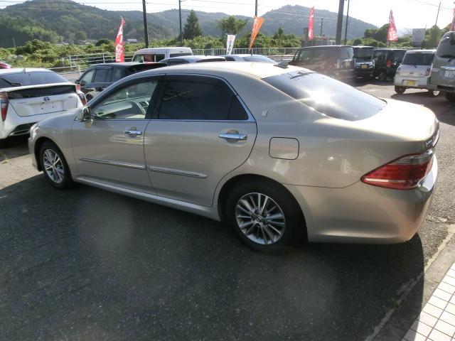 クラウン ロイヤルサルーン 純正HDDナビ フルセグ バックカメラ ETC ワンオーナー スペアキー リアスモーク(5枚目)