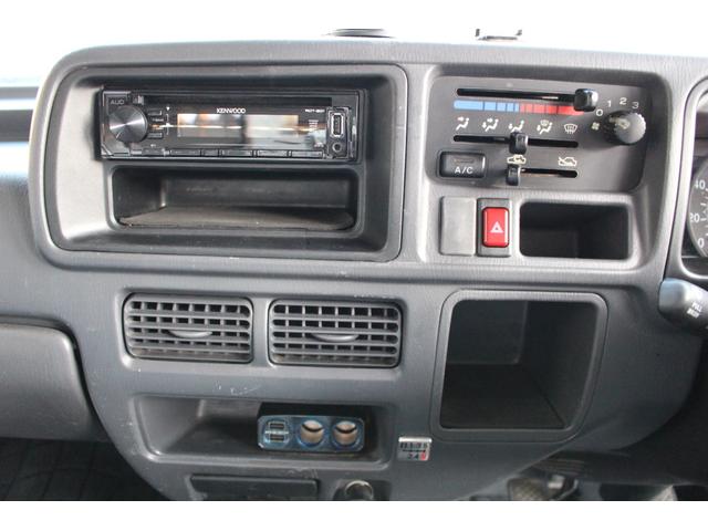 サンバートラック ＴＣ　プロフェッショナル　４ＷＤ　５速ＭＴ　エアコン　パワステ　キーレス　ＬＥＤヘッドライト　ＥＴＣ　１３インチＡＷ　ワイドバイザー　スピーカー＋ツィーター（15枚目）