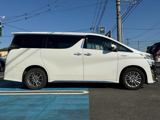 ヴェルファイアハイブリッド Z ゴールデンアイズ サンルーフ ドライブレコーダー ETC 電動リアゲート 4WD(11枚目)