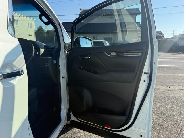 ヴェルファイアハイブリッド Z ゴールデンアイズ サンルーフ ドライブレコーダー ETC 電動リアゲート 4WD(21枚目)