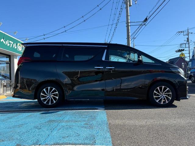 アルファード ２．５Ｓ　Ａパッケージ　タイプブラック　サンルーフ　ＥＴＣ　バックカメラ　ナビ　ＴＶ　クリアランスソナー　オートクルーズコントロール　両側電動スライドドア　オートライト　ＬＥＤヘッドランプ　電動リアゲート　スマートキー　電動格納ミラー（12枚目）