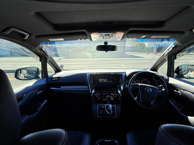 アルファード ２．５Ｓ　Ａパッケージ　タイプブラック　サンルーフ　ＥＴＣ　バックカメラ　ナビ　ＴＶ　クリアランスソナー　オートクルーズコントロール　両側電動スライドドア　オートライト　ＬＥＤヘッドランプ　電動リアゲート　スマートキー　電動格納ミラー（37枚目）