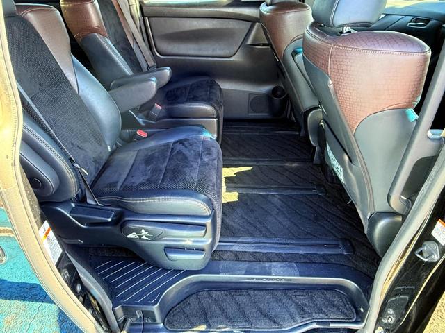 アルファード ２．５Ｓ　Ａパッケージ　タイプブラック　サンルーフ　ＥＴＣ　バックカメラ　ナビ　ＴＶ　クリアランスソナー　オートクルーズコントロール　両側電動スライドドア　オートライト　ＬＥＤヘッドランプ　電動リアゲート　スマートキー　電動格納ミラー（40枚目）