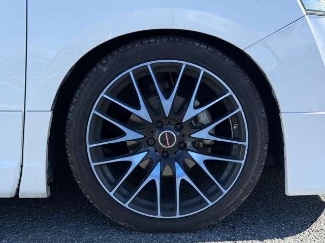 ヴェルファイア ２．５Ｚ　Ａエディション　ゴールデンアイズ　ＥＴＣ　ナビ　ＴＶ　クリアランスソナー　オートクルーズコントロール　レーンアシスト　ＬＥＤヘッドランプ　サンルーフ　電動リアゲート　スマートキー　アイドリングストップ　電動格納ミラー　後席モニター（18枚目）