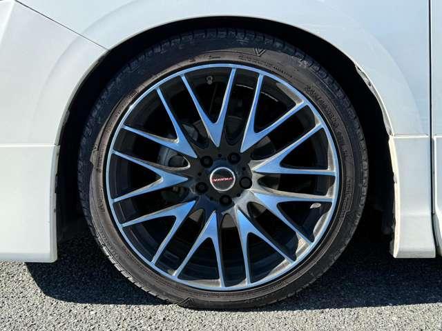 ヴェルファイア ２．５Ｚ　Ａエディション　ゴールデンアイズ　ＥＴＣ　ナビ　ＴＶ　クリアランスソナー　オートクルーズコントロール　レーンアシスト　ＬＥＤヘッドランプ　サンルーフ　電動リアゲート　スマートキー　アイドリングストップ　電動格納ミラー　後席モニター（21枚目）