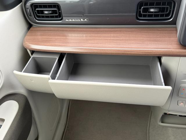 アルトラパンＬＣ ＬＣ　Ｘ　５型　純正オーディオ　ＪＡＦ！ＪＡＦ！Ｊダァーッ！　バックカメラ付ディスプレイオーディオ　デュアルカメラブレーキサポート　アイドリングストップ　バックカメラ　オートライト　Ｂｌｕｅｔｏｏｔｈ　プッシュスタート　シートヒーター　オートエアコン　禁煙車（50枚目）