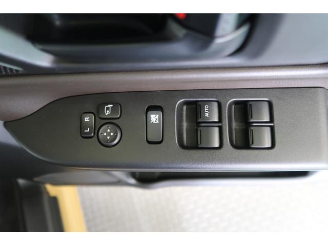 スペーシア HYBRID X 純正ナビ装着車 JAF!JAF!ダァー! 純正9インチナビ 全方位カメラ 後席両側電動スライドドア デュアルセンサーブレーキサポートII オートライト プッシュスタート シートヒーター オートエアコン 禁煙車 スズキセーフティーサポート(13枚目)