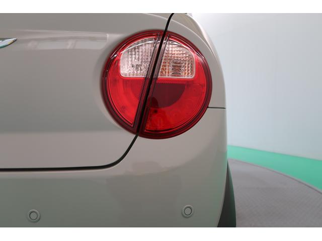 アルトラパンＬＣ ＬＣ　Ｘ　５型　ヒョウ災　フライングサンタクロースダァーッ！　雹災車　オーディオレス　デュアルカメラブレーキサポート　アイドリングストップ　オートライト　プッシュスタート　シートヒーター　オートエアコン　スズキセーフティーサポート　衝突被害軽減システム（57枚目）