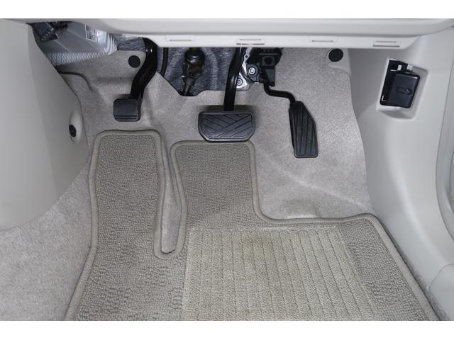 アルトラパンＬＣ ＬＣ　Ｘ　５型　ヒョウ災　フライングサンタクロースダァーッ！　雹災車　オーディオレス　デュアルカメラブレーキサポート　アイドリングストップ　オートライト　プッシュスタート　シートヒーター　オートエアコン　スズキセーフティーサポート　衝突被害軽減システム（74枚目）