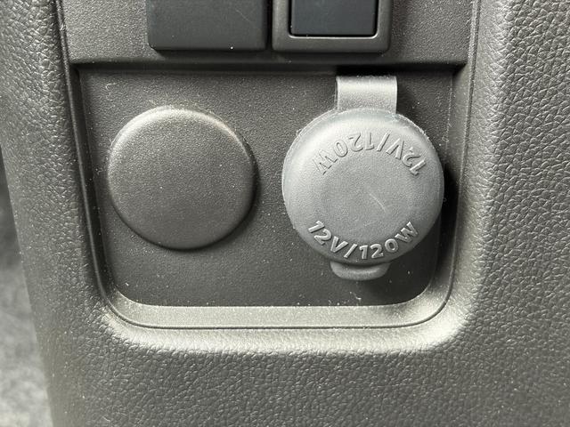 ワゴンRカスタムZ カスタムZ HYBRID ZX 4型 霜月ダァーッ! 2WD オーディオレス デュアルカメラブレーキサポート オートライト プッシュスタート シートヒーター シートヒーター 禁煙車 スズキセーフティーサポート 衝突被害軽減システム アイドリングストップ(12枚目)