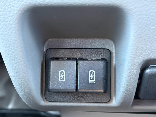 エブリイ ＰＣ　６型　パートタイム４ＷＤ　２０２６初売り特選ダァーッ！　パートタイム４ＷＤ　オーディオレス　デュアルカメラブレーキサポート　オートライト　スライドドア　キーレスエントリー　シートヒーター　マニュアルエアコン　アイドリングストップ　横滑り防止機能　元社用車（10枚目）