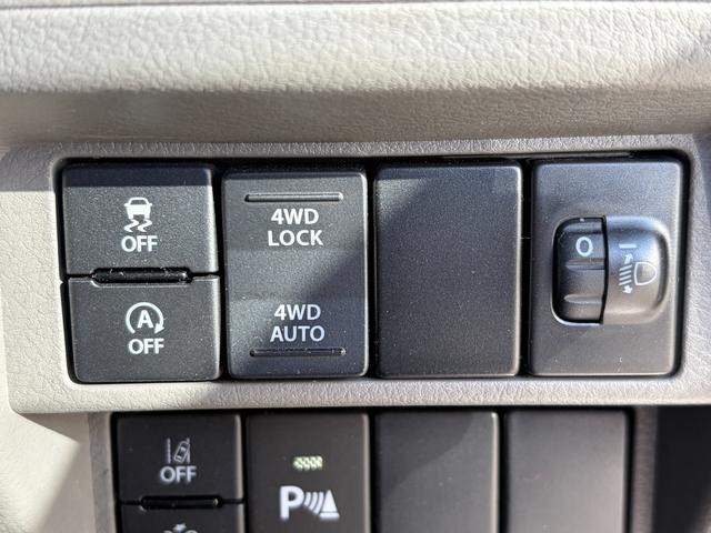 エブリイ ＰＣ　６型　パートタイム４ＷＤ　２０２６初売り特選ダァーッ！　パートタイム４ＷＤ　オーディオレス　デュアルカメラブレーキサポート　オートライト　スライドドア　キーレスエントリー　シートヒーター　マニュアルエアコン　アイドリングストップ　横滑り防止機能　元社用車（51枚目）