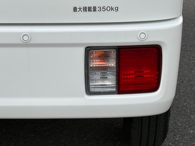 エブリイ ＪＯＩＮ　６型　オーディオレス　Ｆｌｙｉｎｇ　Ｘｍａｓダァ！　電子制御式４ＷＤ　オーディオレス　デュアルカメラブレーキサポート　オートライト　スライドドア　プッシュスタート　マニュアルエアコン　禁煙車　スズキセーフティーサポート　衝突被害軽減システム　元社用車（19枚目）