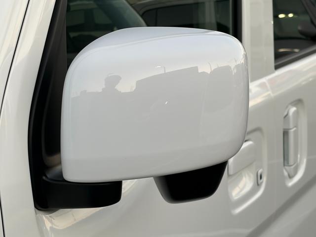 エブリイ ＪＯＩＮ　６型　オーディオレス　Ｆｌｙｉｎｇ　Ｘｍａｓダァ！　電子制御式４ＷＤ　オーディオレス　デュアルカメラブレーキサポート　オートライト　スライドドア　プッシュスタート　マニュアルエアコン　禁煙車　スズキセーフティーサポート　衝突被害軽減システム　元社用車（22枚目）