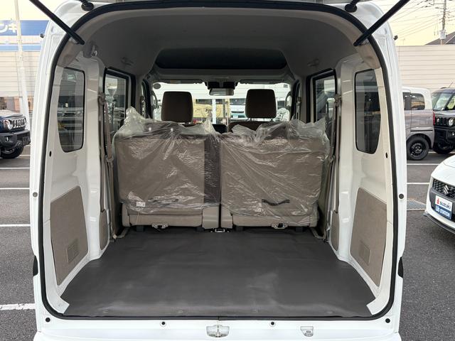 エブリイ ＪＯＩＮ　６型　オーディオレス　Ｆｌｙｉｎｇ　Ｘｍａｓダァ！　電子制御式４ＷＤ　オーディオレス　デュアルカメラブレーキサポート　オートライト　スライドドア　プッシュスタート　マニュアルエアコン　禁煙車　スズキセーフティーサポート　衝突被害軽減システム　元社用車（75枚目）