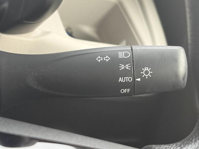 スペーシア ＨＹＢＲＩＤ　Ｇ　オーディオレス　２０２６初売特選ダァーッ！　２ＷＤ　オーディオレス　デュアルセンサーブレーキサポートＩＩ　オートライト　スライドドア　プッシュスタート　オートエアコン　禁煙車　スズキセーフティーサポート　アイドリングストップ　元社用車（14枚目）