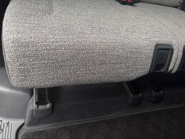 スペーシア ＨＹＢＲＩＤ　Ｇ　オーディオレス　２０２６初売特選ダァーッ！　２ＷＤ　オーディオレス　デュアルセンサーブレーキサポートＩＩ　オートライト　スライドドア　プッシュスタート　オートエアコン　禁煙車　スズキセーフティーサポート　アイドリングストップ　元社用車（40枚目）