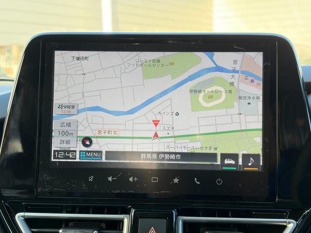 フロンクス １型　純正全方位カメラナビ　２０２６初売り特選ダァーッ！　２ＷＤ　全方位カメラ　純正９インチナビ　電動パーキングブレーキ　デュアルセンサーブレーキサポートＩＩ　プッシュスタート　シートヒーター　オートエアコン　アイドリングストップ　禁煙車　元社用車（12枚目）