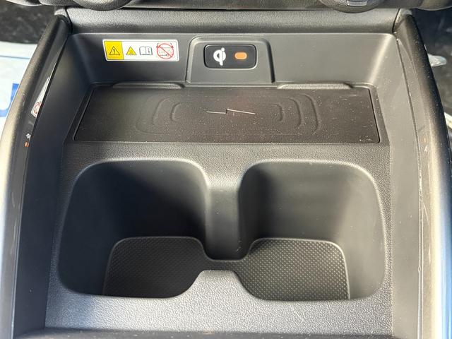 フロンクス １型　純正全方位カメラナビ　２０２６初売り特選ダァーッ！　２ＷＤ　全方位カメラ　純正９インチナビ　電動パーキングブレーキ　デュアルセンサーブレーキサポートＩＩ　プッシュスタート　シートヒーター　オートエアコン　アイドリングストップ　禁煙車　元社用車（43枚目）