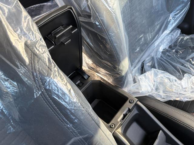 フロンクス １型　純正全方位カメラナビ　２０２６初売り特選ダァーッ！　２ＷＤ　全方位カメラ　純正９インチナビ　電動パーキングブレーキ　デュアルセンサーブレーキサポートＩＩ　プッシュスタート　シートヒーター　オートエアコン　アイドリングストップ　禁煙車　元社用車（46枚目）