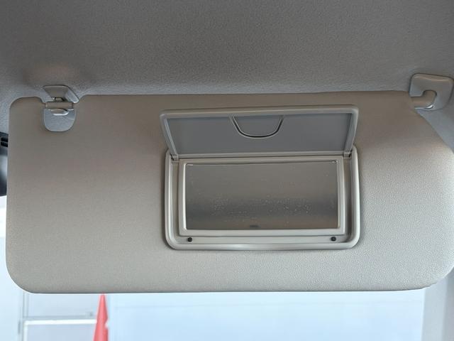 ハスラー ＨＹＢＲＩＤ　Ｘ　３型　オーディオレス　新年初売りダァーッ！　２ＷＤ　デュアルカメラブレーキサポート　マイルドハイブリッド　オーディオレス　プッシュスタート　シートヒーター　オートエアコン　アイドリングストップ　横滑り防止機能　盗難防止システム　元社用車（72枚目）