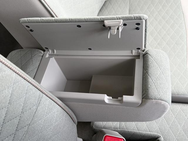 アルトラパン Ｘ　５型　オーディオレス　２０２６初売り特選ダァーッ！　２ＷＤ　オーディオレス　デュアルカメラブレーキサポート　オートライト　ＬＥＤライト　アルミホイール　プッシュスタート　シートヒーター　オートエアコン　衝突被害軽減システム　横滑り防止機能　元社用車（38枚目）