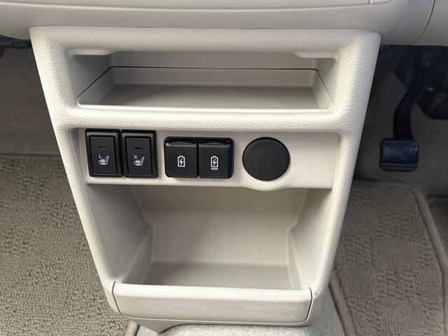 アルトラパン Ｘ　５型　オーディオレス　２０２６初売り特選ダァーッ！　２ＷＤ　オーディオレス　デュアルカメラブレーキサポート　オートライト　ＬＥＤライト　アルミホイール　プッシュスタート　シートヒーター　オートエアコン　衝突被害軽減システム　横滑り防止機能　元社用車（68枚目）