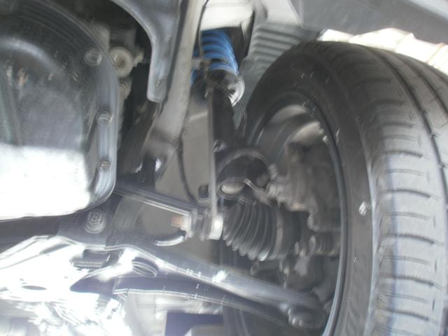 ���[�_�E���I���[�J�[�s���_�E���T�X