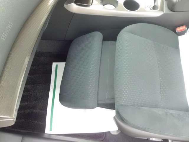 ティアナ ＸＬ　ワンオーナー車　アラウンドビュ－モニタ－　スマキー　ドライブレコーダー　ＬＤＷ　クルコン　ＡＡＣ　パワーウインドウ　ＥＴＣ　Ｂカメラ　アルミホイール　キーレス　メモリーナビ　ワンセグＴＶ　ＡＢＳ（11枚目）