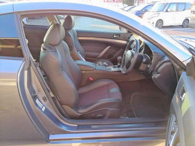 �O�Ȏ����E��