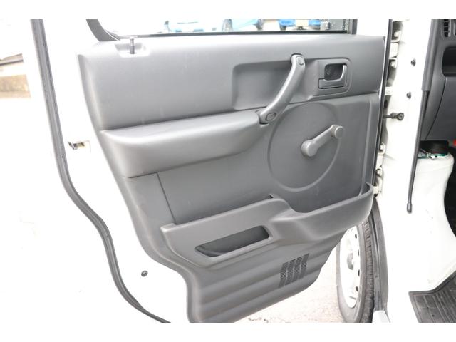 ワゴリー K380 4WD CDデッキ ミラー型バックカメラ 5速MT メインスイッチ BTメーター 各種スイッチ ツインサブ 500Wインバーター 12V/100V 照明 遮光カーテン 網戸 外部充電 走行充電 バックカメラ(42枚目)